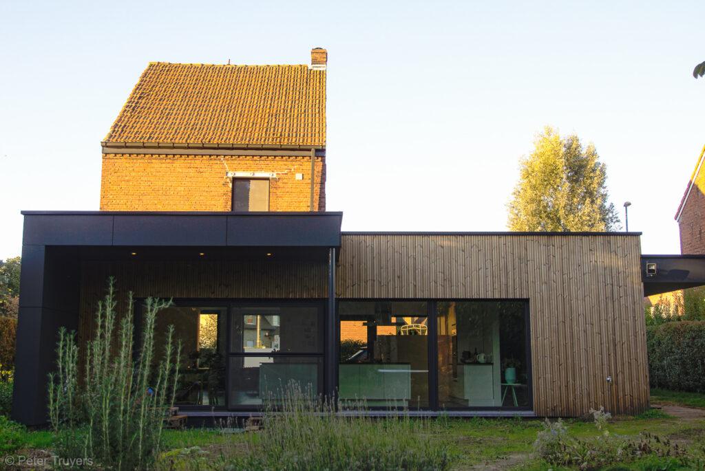 aanbouw-thermowood-triple