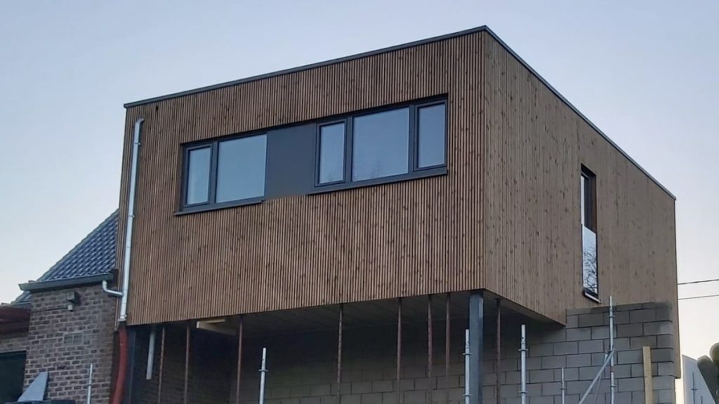 landen houtskeletbouw project optopping aanbouw houten gevelbekleding