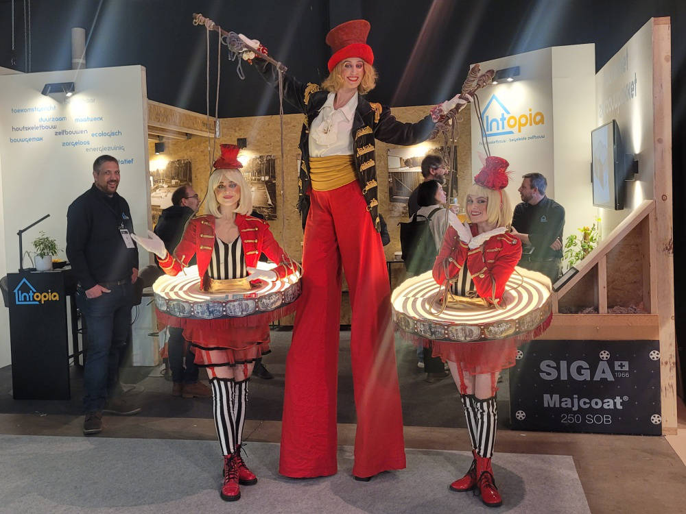 bouw en reno bouwbeurs antwerpen bouwreno renovatiebeurs bouwsalon 2025 intopia houtskeletbouw zelfbouw skeletbouw nocturne steltlopers