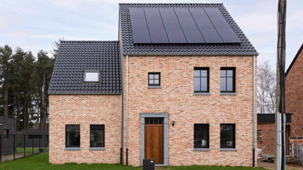 nieuwbouw houtskeletbouw korspel houtskelet energiezuinige woning houten voordeur